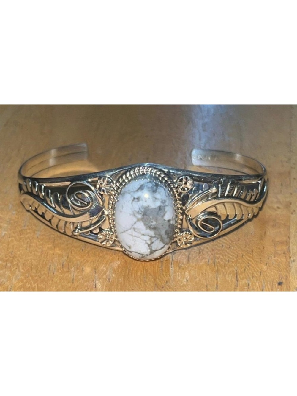 Navajo howlite sterling silver bracelet cuff feather design -Renee Yazzie